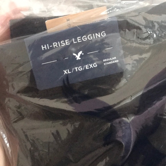 American Eagle Outfitters Pants - High-rise leggings